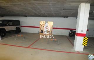 Aparcament cotxe a Esproceda 9-11. Parking subterráneo en el centro de roses