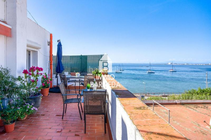 Foto 4a69eebc-95d1-4b51-9f5d-a42f0dc19f09. Pis a sant pere 7 a Centre Roses