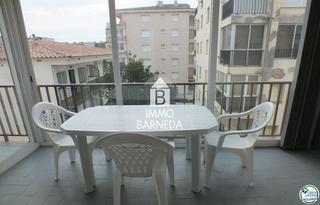 Pis  De la punta del mig 13. Santa margarita roses  3 habitaciónes  70 m2