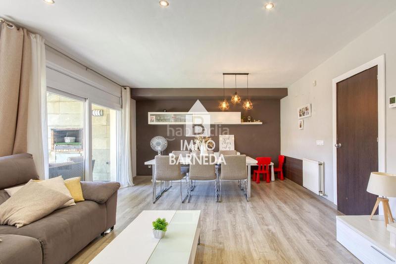 Foto 791637fe-f938-4ee3-9f17-fc2d4f4177b1. Casa adosada en mas bohera 27 casa adosada moderna y luminosa en palausaverdera en Palau-saverdera