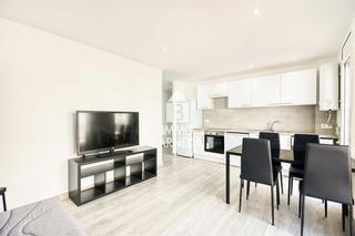 Piso  Roca negra 12. Apartamento reformado con encanto en santa margarita, a un paso