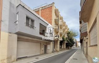 Appartement  Madrid 17. Piso con encanto en el centro de roses a 200 m de la playa