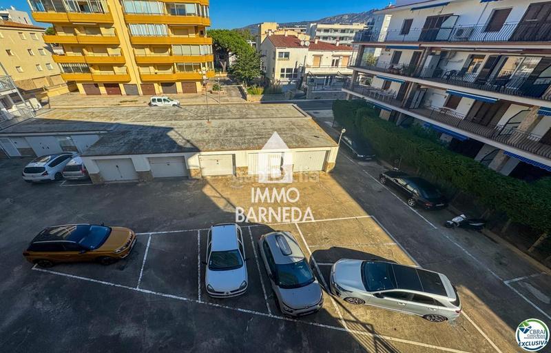 Foto 2485d4b6-d959-43e8-8622-4f4b1931dc3e. Appartamento in de cala rostella 3 in Salatar Roses