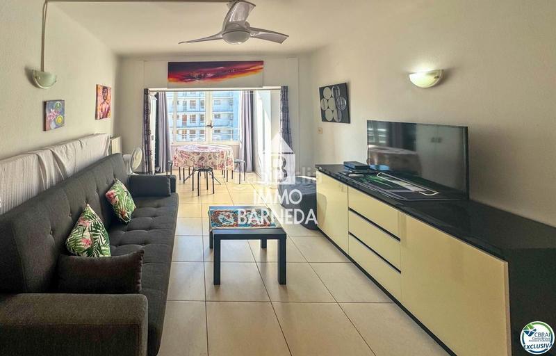 Foto fee879d2-fd41-4ad2-bc80-e258fe6de1e8. Appartamento in de cala rostella 3 in Salatar Roses