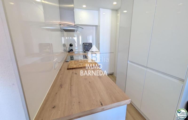 Foto 0ee2e39b-1b1f-4217-bd8c-3ba62a18958f. Flat in canal 27 in Moxó - Sant Mori Empuriabrava