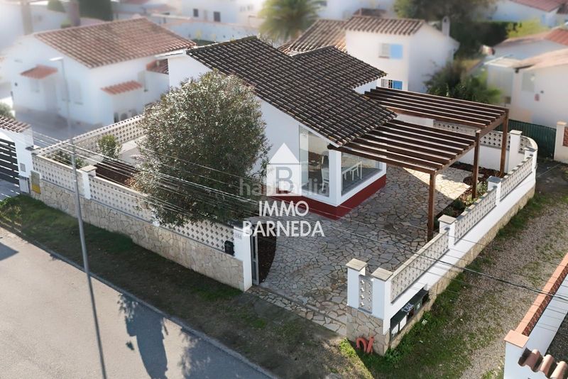 Foto 426f981b-ed81-43e9-894a-1f7b24131f40. Casa a carlit 35 a Carlit - Montseny Empuriabrava