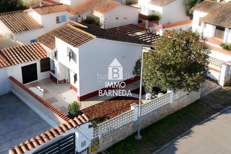 Foto 4365bf86-2a96-4ff6-bb59-e63921ac0cb0. Casa a carlit 35 a Carlit - Montseny Empuriabrava