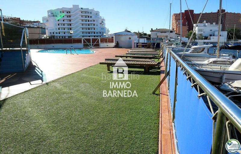 Foto 744348a3-9e68-4a90-ae9e-a80990ce1866. Piso en del cap de la gola 28 encantador apartamento con licencia turística y vistas al canal en Roses