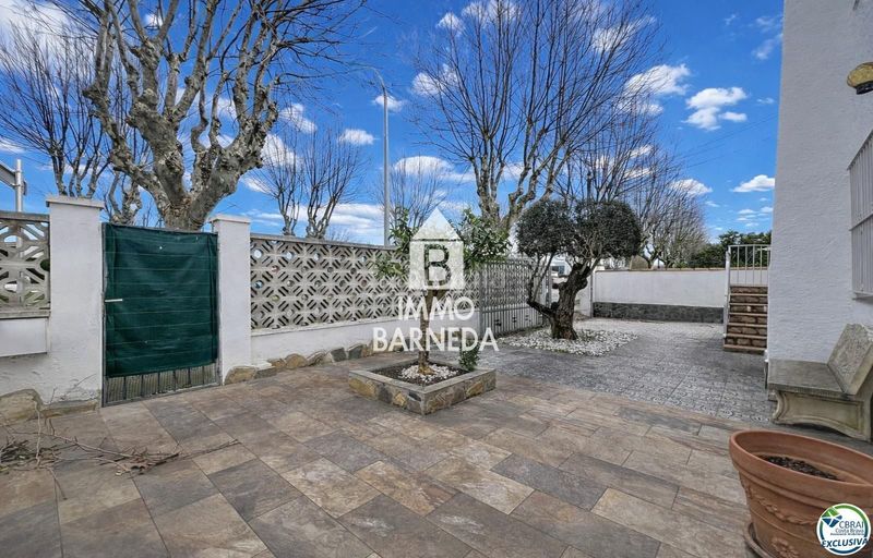 Foto bc9d5544-d67d-495c-85b2-d7e2de8bf890. House in montseny 138 in Carlit - Montseny Empuriabrava
