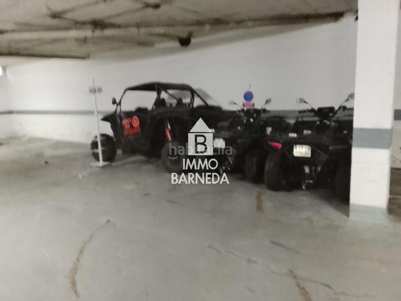 Foto bbf4ebcd-53bb-4f7e-b389-83f320ad7f43. Aparcament cotxe a madrid 35 a Centre Roses