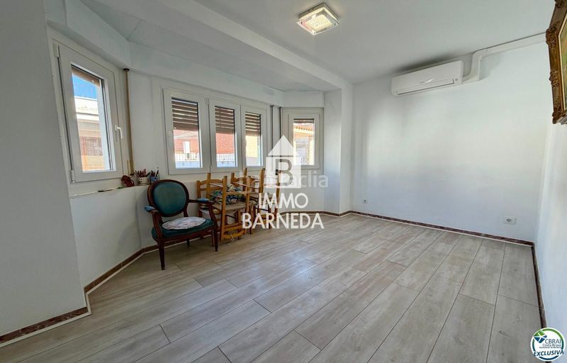 Foto 02b81b10-68aa-486e-81eb-2e7834158a1a. Pis a de rhode 129 a Centre Roses