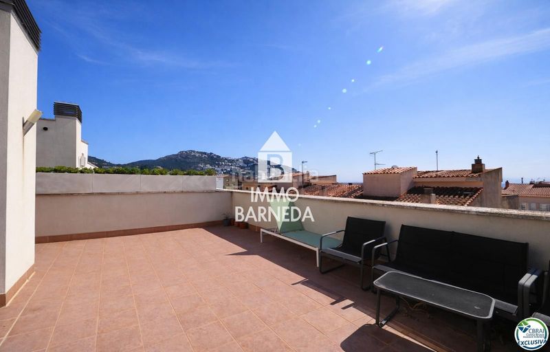 Foto 22bdcc75-05d0-4285-b980-edb038e749aa. Pis amb calefacció aparcament a Centre Roses