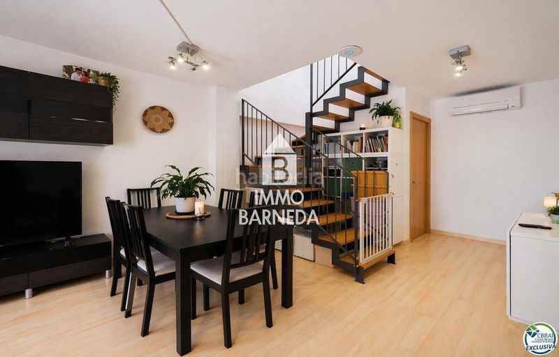 Foto 9a5ba8ca-cc98-48c2-9310-a7fd6c3b8846. Pis amb calefacció aparcament a Centre Roses