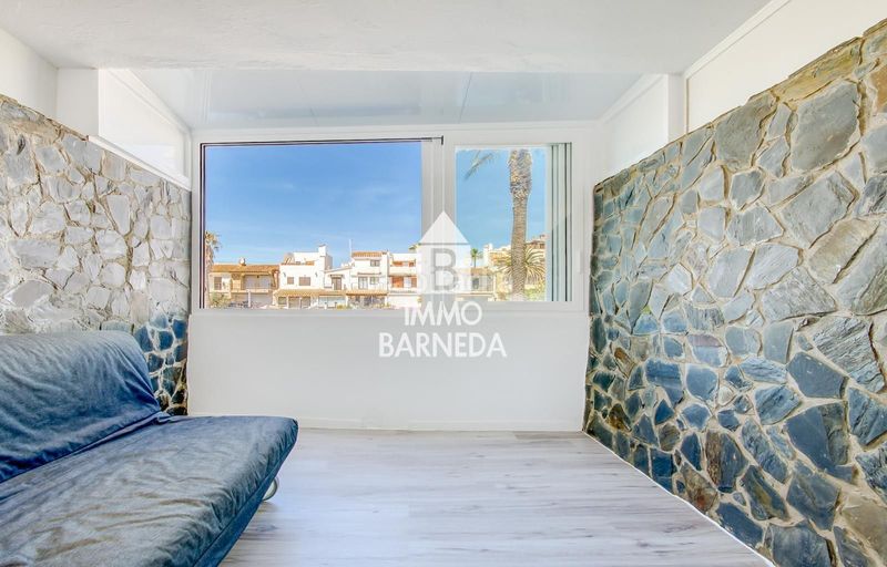 Foto aa0f8e31-b641-4829-bedc-bc47496c5112. Flat in poblat típic 19 in Moxó - Sant Mori Empuriabrava