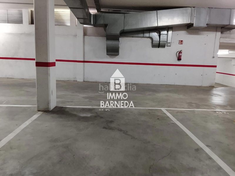 Foto 29842c33-5216-4c68-a544-c3b0fc7e725d. Aparcament cotxe a Centre Roses