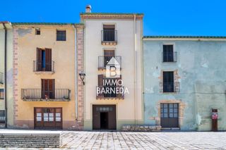 Haus in Gran 21. Casa de pueblo con encanto y vistas a la plaza en el coraz�n de