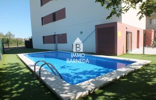 Piso  De la platja 58. Apartamento luminoso con licencia turística y parking a 700 m de