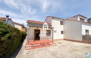 Xalet  Argentera 9. Oportunidad única en mas matas, rosas  casa adosada con terreno