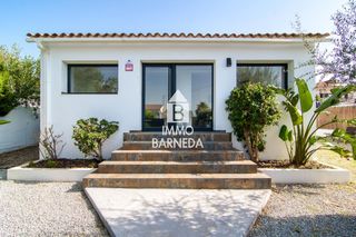 Chalet  Alt camp 3. Encantadora villa independiente reformada con amplio terreno en