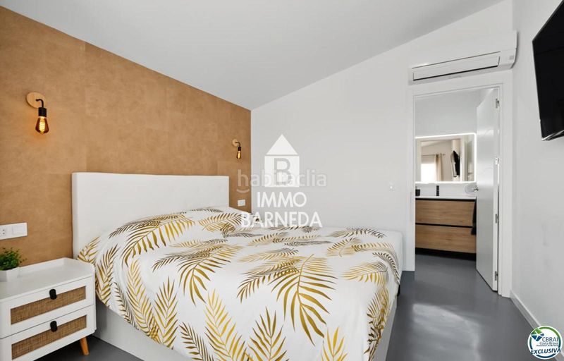 Foto a2abaf82-6c55-42fb-b387-7cde8de536b7. Chalet in cordova 25 in Nord Roses