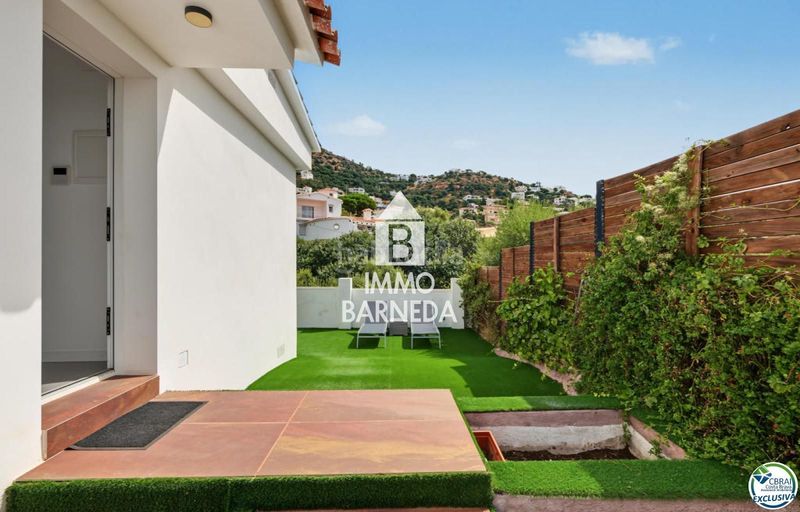 Foto b3de7f0e-eb4c-4544-8a3b-38a62208822b. Chalet in cordova 25 in Nord Roses