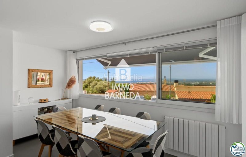Foto b781a0b4-6837-4e61-9e9a-558121b6652a. Chalet in cordova 25 in Nord Roses