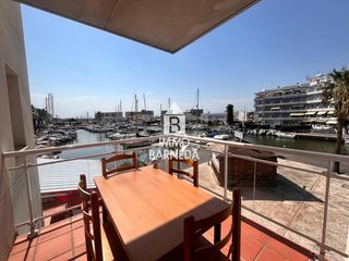 Pis  Port canigó 15-31. Port canigó ii elegante apartamento de 1 dormitorio con terraza
