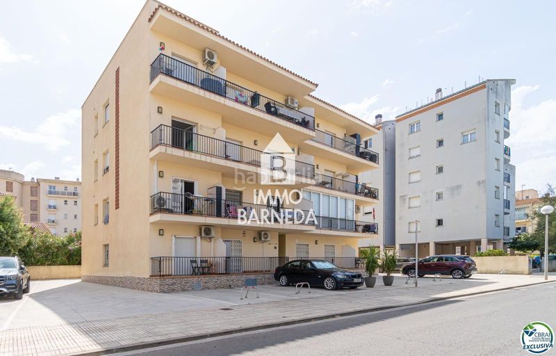 Foto fb93adcb-57bc-4986-8461-5b9e3f752b31. Pis amb calefacció aparcament a Salatar Roses