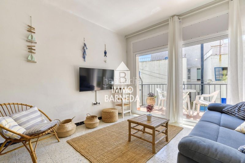 Foto c23b673b-00a1-4668-a57d-cc40552e73ad. Flat in bernat metge 3 in Salatar Roses