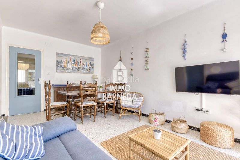 Foto e89ef780-fd27-4a12-a743-b3af39eaa8f7. Flat in bernat metge 3 in Salatar Roses
