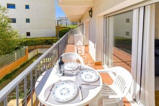 Appartement  Bernat metge 3. Apartamento de 3 dormitorios con licencia turística y terraza a
