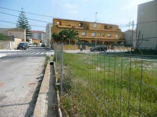Terreny residencial a Deltebre. Lado hotel rull - consolidado