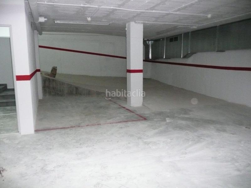 Foto da3d1143-23f5-4cd9-a7bb-91a7b8b9e675. Aparcament cotxe a Santa Bàrbara