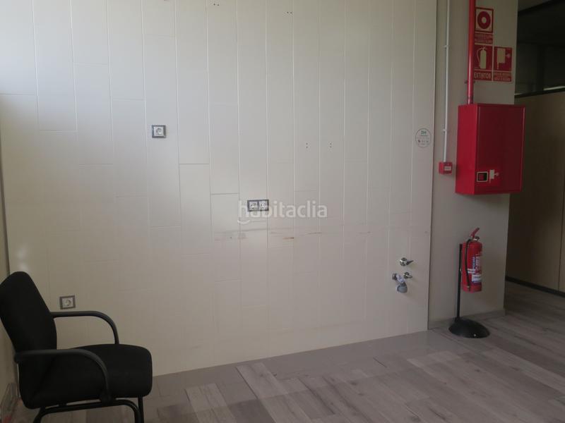 Foto 6c4723aa-3402-42a8-9d6f-406a405dbe73. Location bureau dans Egara Terrassa