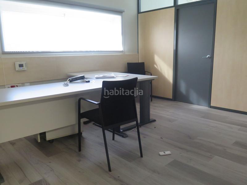 Foto 30665656-68ef-4215-bf8e-06226fa22077. Miete büro in Egara Terrassa