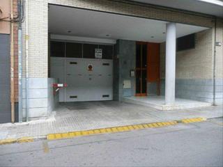 Location Parking voiture  Carrer de marinel·lo bosch. Coche