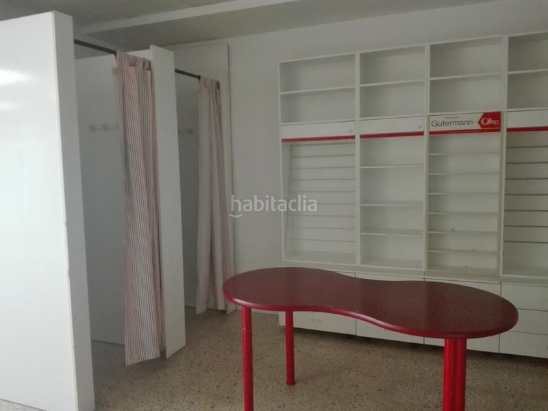 Foto 37c02216-745d-4240-b24c-dab7a82c235f. Local commercial dans Torrent d'en Pere Parres Terrassa