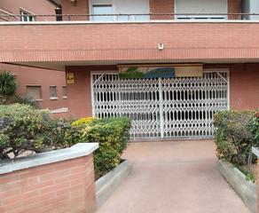 Lloguer Local Comercial a Sant Esteve Sesrovires. Local comercial en el centro
