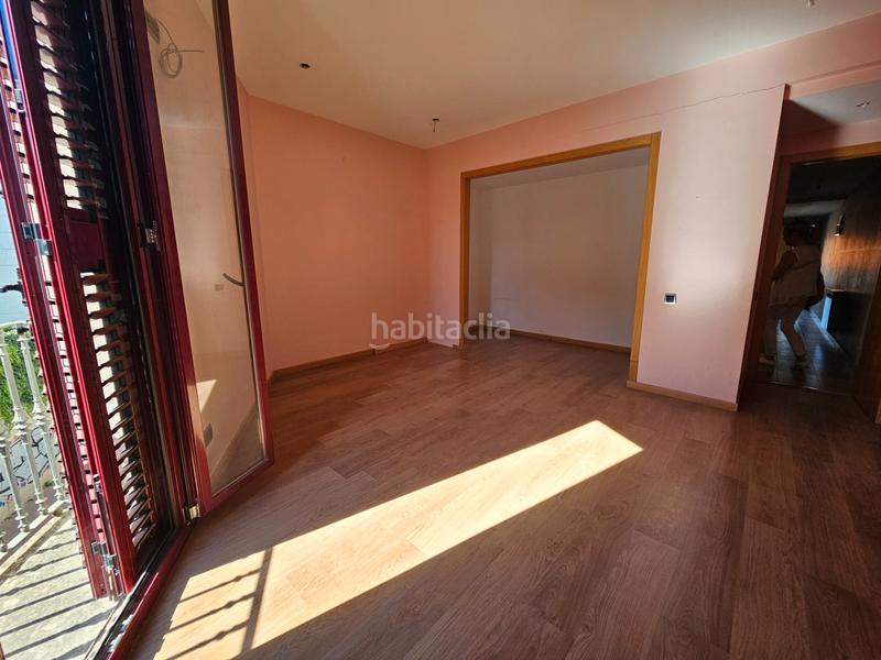 Foto f31e1ec4-d19e-41d2-87e9-f9c4f1f839c4. Etagenwohnung in Barri del Centre Terrassa