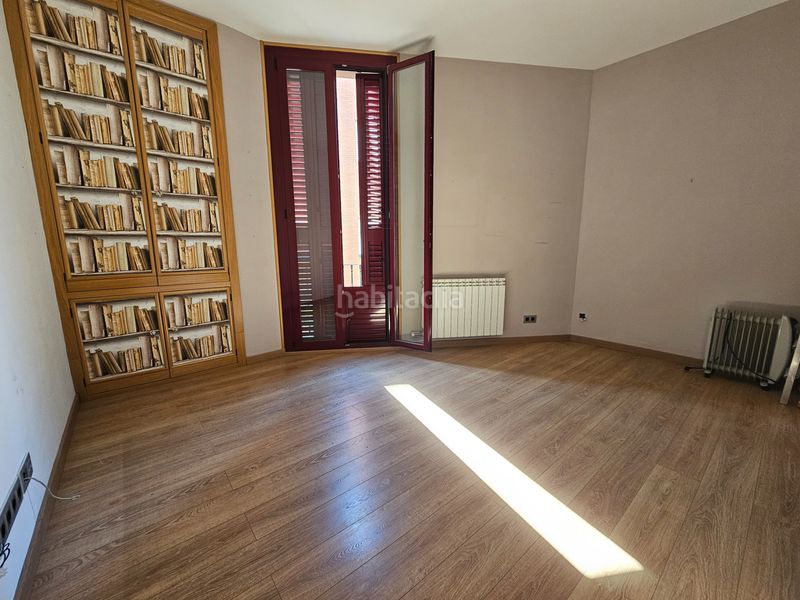 Foto 46294c19-4847-4fb8-a98e-b6d3221f2a9f. Pis a Barri del Centre Terrassa