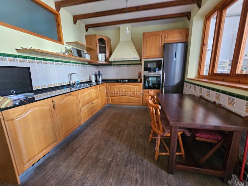 Foto f5e94c87-8b79-47b0-b81b-9810f2dc37af. Casa con riscaldamento in Barri del Centre Terrassa