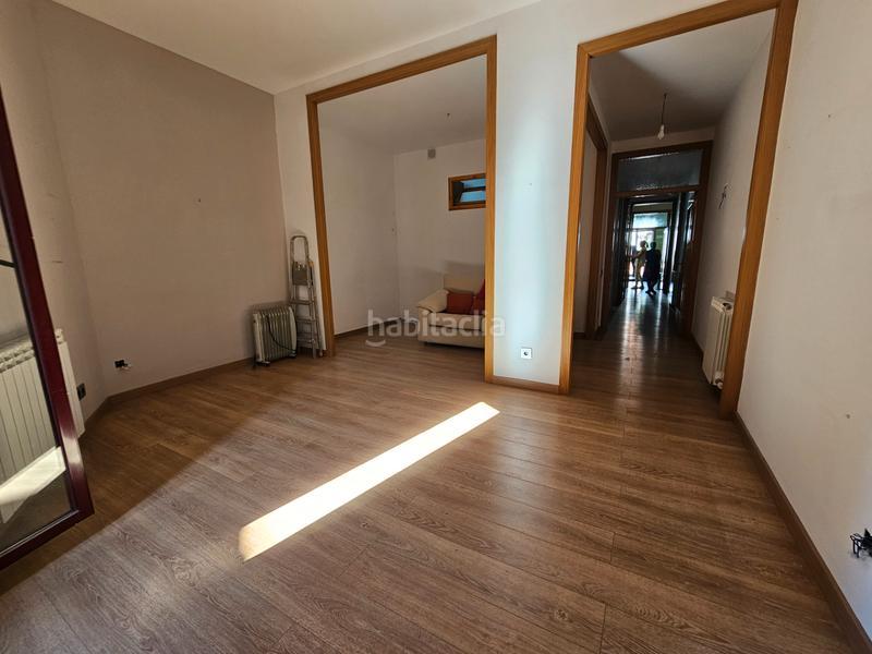 Foto 5e3b954c-d3b3-4277-9d1a-ce539a158c4c. House with heating in Barri del Centre Terrassa