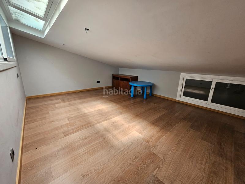 Foto bd2b1084-3374-4661-9ee5-feef1b993456. House with heating in Barri del Centre Terrassa