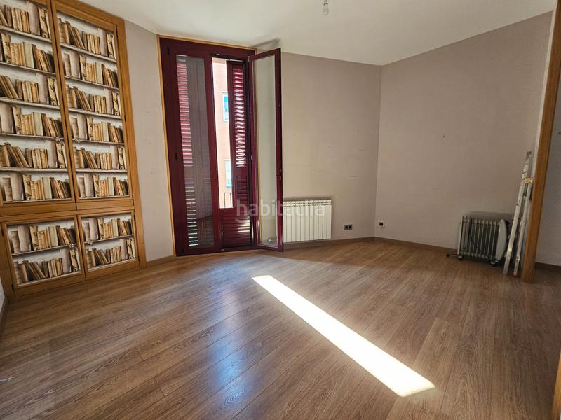 Foto cddc790f-e884-4490-84ef-4a9054fb8885. House with heating in Barri del Centre Terrassa