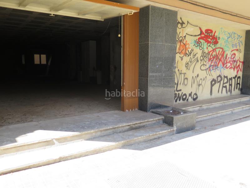 Foto dbe6ba79-66d0-48b4-a6d0-d961ffd32a83. Alquiler local comercial amplio local junto parc sant jordi en Terrassa