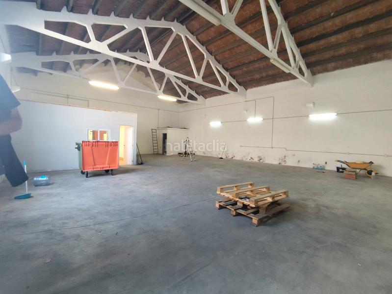 Foto 6d36b95d-aa4f-4d01-8c9b-4808f49e6342. Location bâtiment à usage industriel dans Polígon Industrial Santa Margarida Terrassa