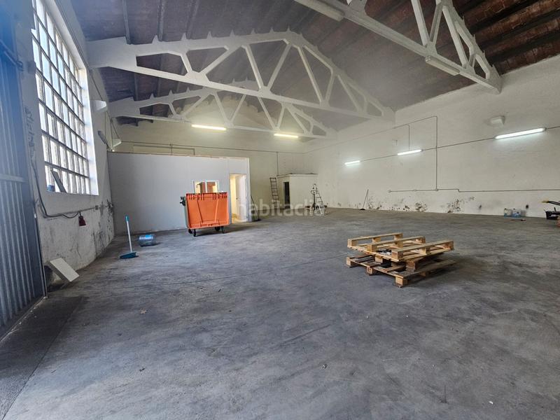 Foto 1e082d98-920d-4973-b7f4-b087246c575f. Rent industrial building in Polígon Industrial Santa Margarida Terrassa