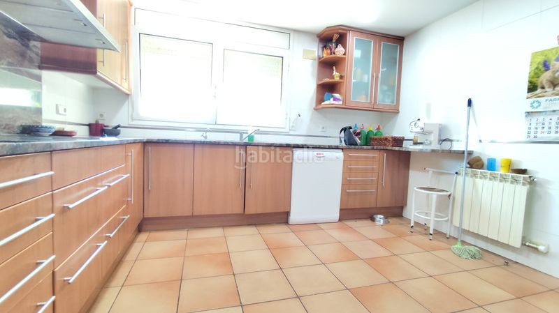 Foto 19f4b5b0-dfb9-4d8a-9109-7b837f35a1a0. Casa amb xemeneia aparcament a Castellnou-Can Mir-Can Solà Rubí
