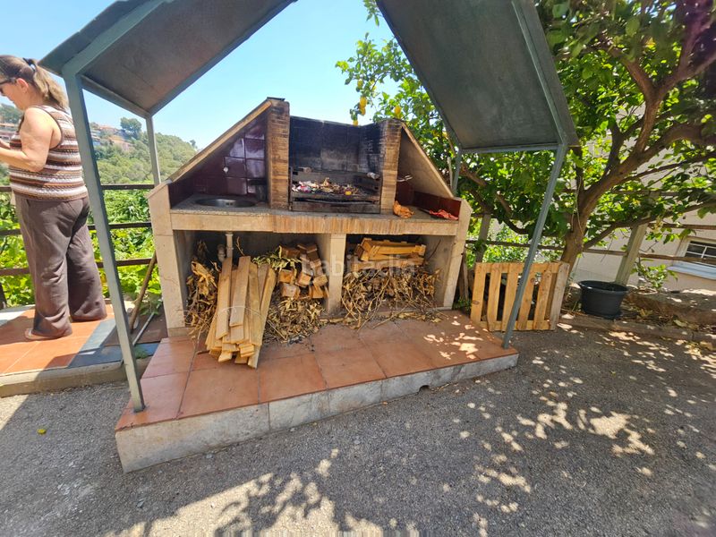 Foto b0bd08df-6983-4071-be1c-d8d9a7d43940. Casa amb xemeneia aparcament a Castellnou-Can Mir-Can Solà Rubí