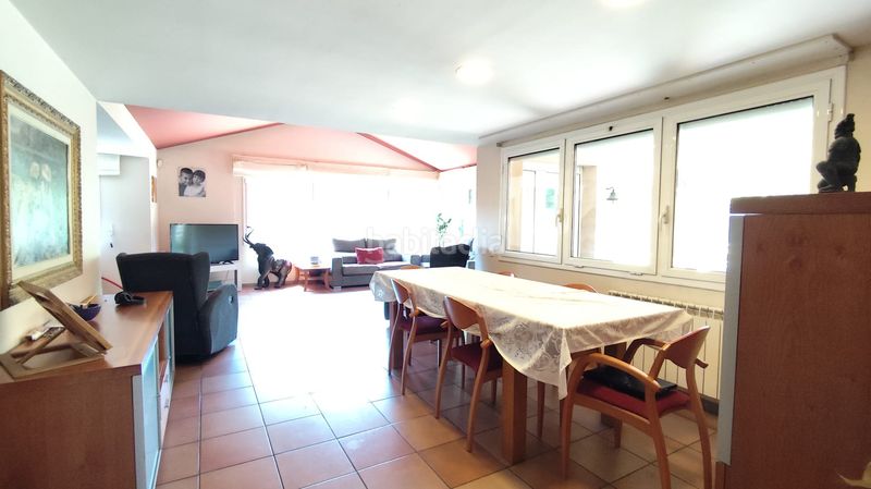 Foto ba86803e-14e8-4108-b348-cbef7286e313. Casa amb xemeneia aparcament a Castellnou-Can Mir-Can Solà Rubí